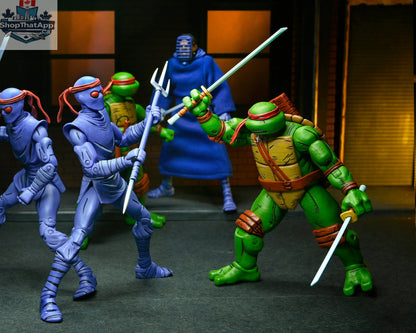 Toy Snowman Teenage Mutant Ninja Turtles Leonardo 7-inch collectible action figure from Mirage Comics, detailed and poseable.