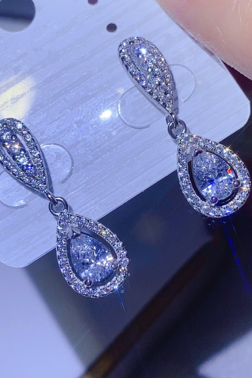 2 Carat Moissanite Earrings in 925 Sterling Silver Teardrop Design - Shopthatapp.ca