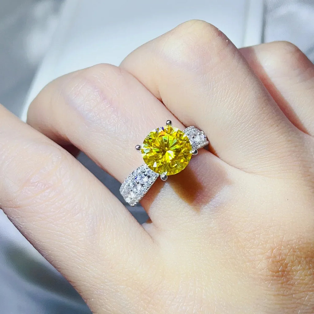 3 Carat Moissanite Ring in 925 Sterling Silver - Stunning Elegance in Fine Jewelry - Shopthatapp.ca