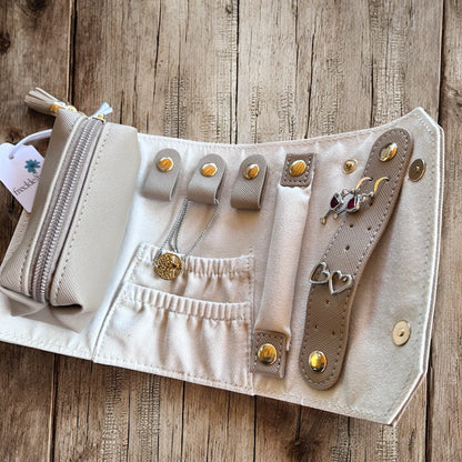 Travel Jewellery Case - Ultimate Organizer for Your Precious Accessories - Shopthatapp.ca
