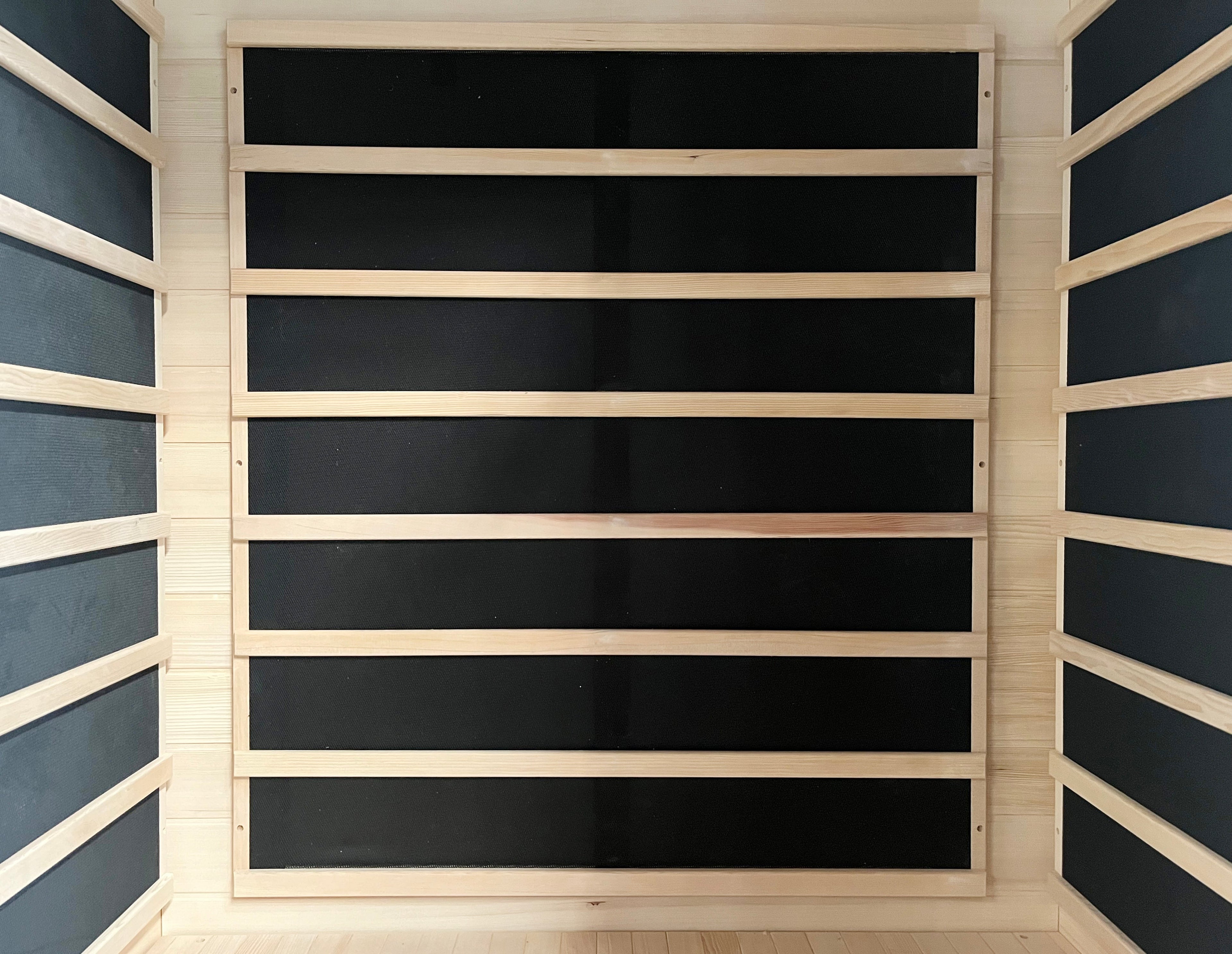 Blisspod | Vienna | Far Infrared Sauna Canadian Hemlock Very Low EMF Sauna, 7 Heaters – 3 Persons - Www.Shopthatapp.ca