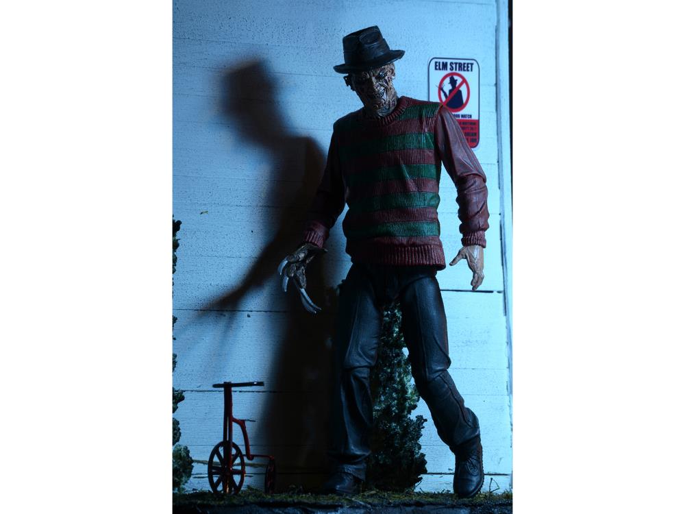 A Nightmare On Elm Street Ultimate Freddy Krueger - Www.Shopthatapp.ca