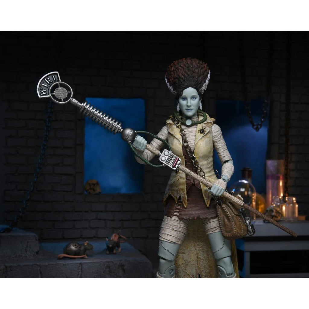 Neca - Ultimate April O Neil as Bride of Frankenstein - Judith Hoag - Www.Shopthatapp.ca
