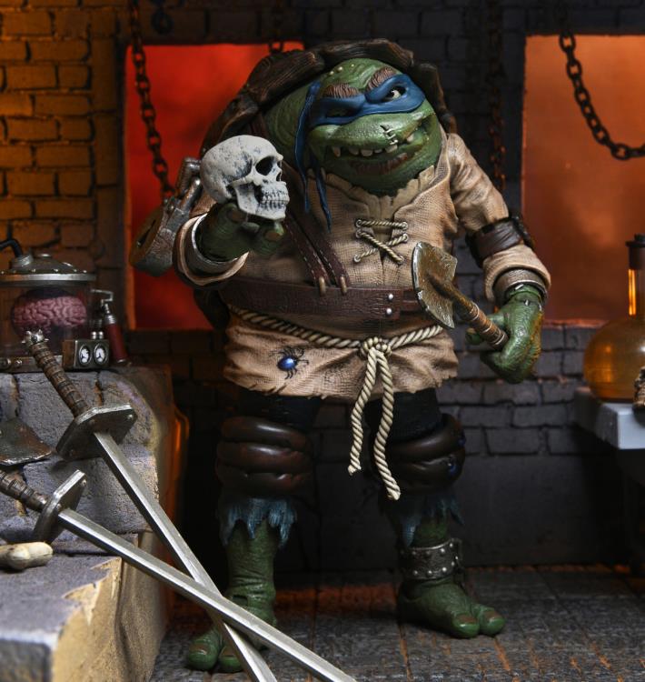 Universal Monsters x Teenage Mutant Ninja Turtles Ultimate Leonardo as The Hunchback - Www.Shopthatapp.ca