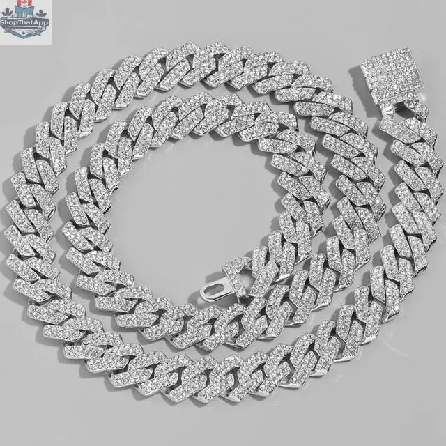 Elevate Your Style with Our Luxury Gold Cuban Link Bracelet - Shopthatapp.ca