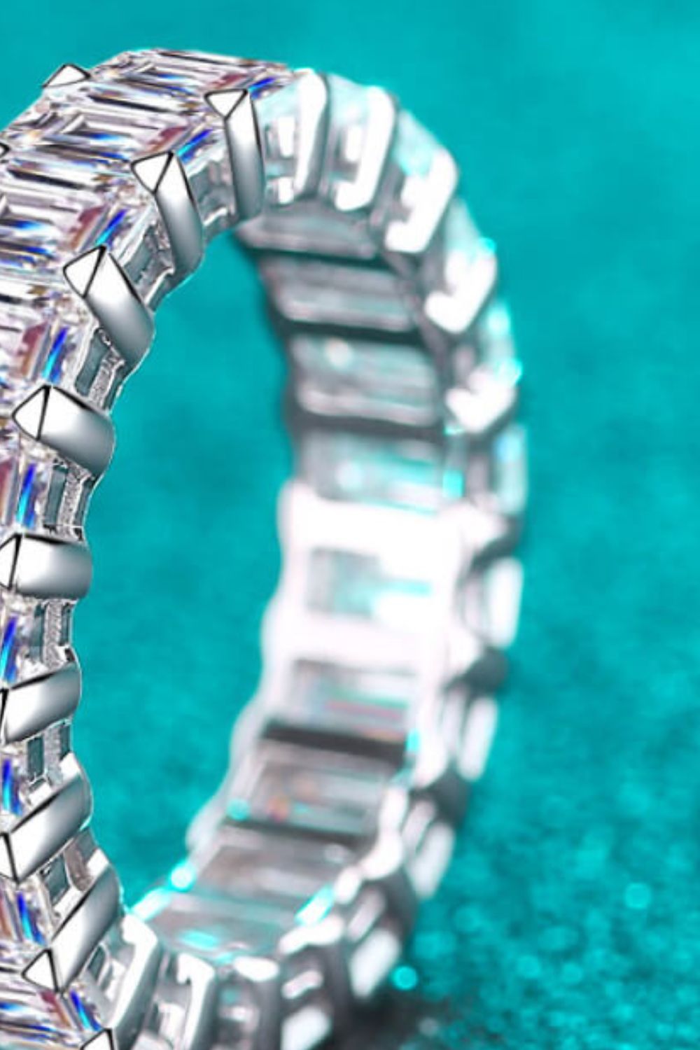 10.5 Carat Moissanite Rhodium-Plated Ring - Shopthatapp.ca