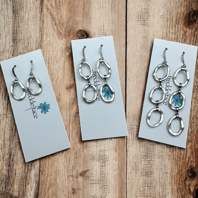 Wavy Hoop Drop Earrings – Matte Silver Asymmetrical Hoops, Hypoallergenic - Shopthatapp.ca