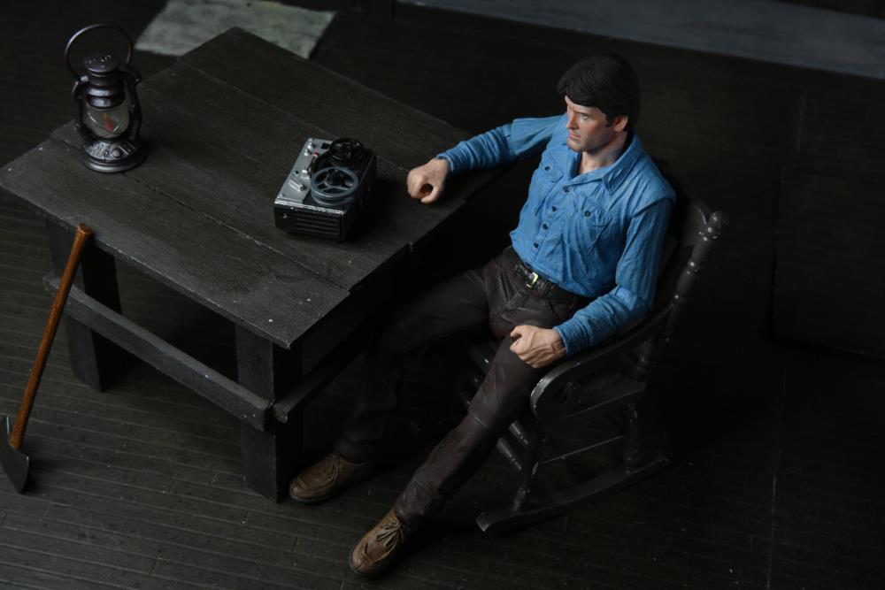 The Evil Dead 40th Anniversary Ultimate Ash Williams Figure (substandard packaging) - Www.Shopthatapp.ca