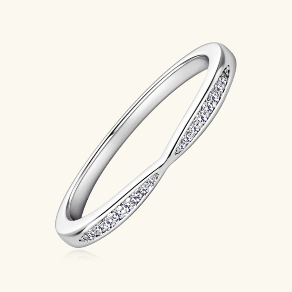 925 Sterling Silver Moissanite Ring for Stunning Elegance - Shopthatapp.ca