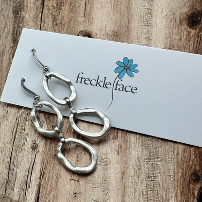 Wavy Hoop Drop Earrings – Matte Silver Asymmetrical Hoops, Hypoallergenic - Shopthatapp.ca