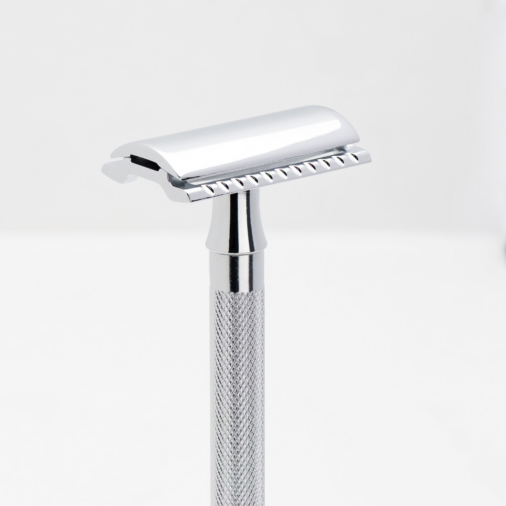 Merkur Razor Set 2-pieces ( Razor 23 001, and Stand 4005 001), Bright Chrome, MK-2381001
