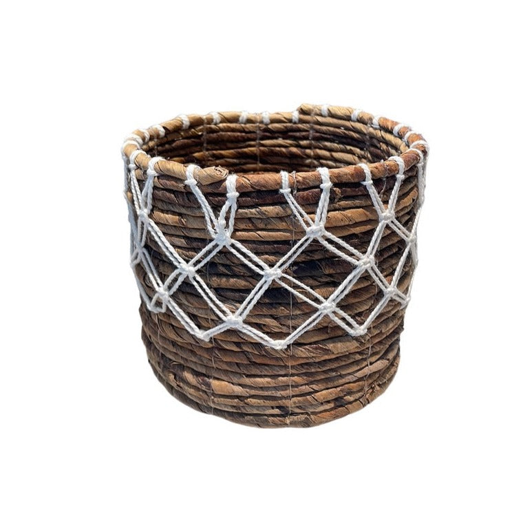 Banana Leaf Macrame Planter Basket for Stylish Home Decor - Shopthatapp.ca