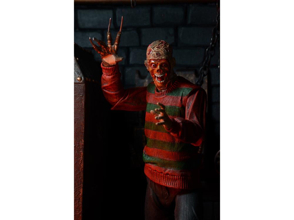 A Nightmare On Elm Street Ultimate Freddy Krueger - Www.Shopthatapp.ca