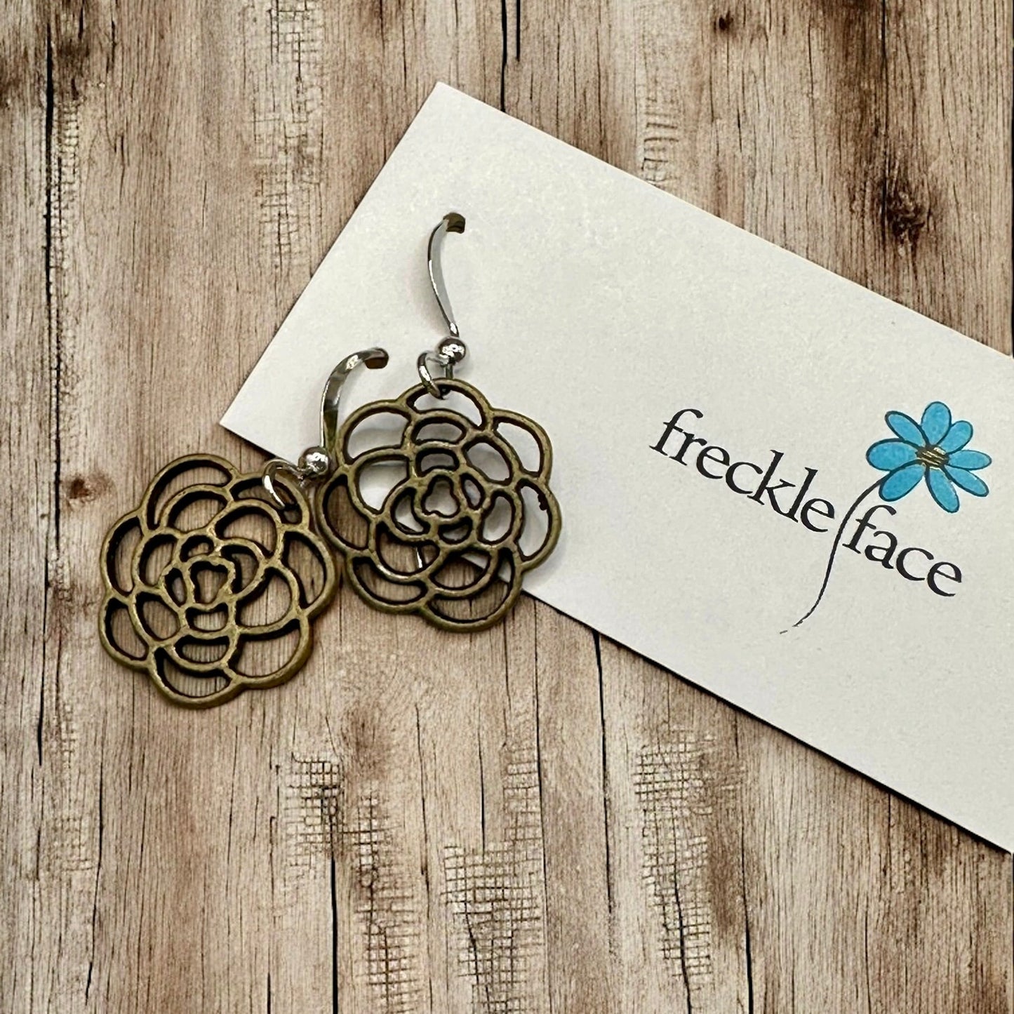 Rose Flower Earrings - Shopthatapp.ca