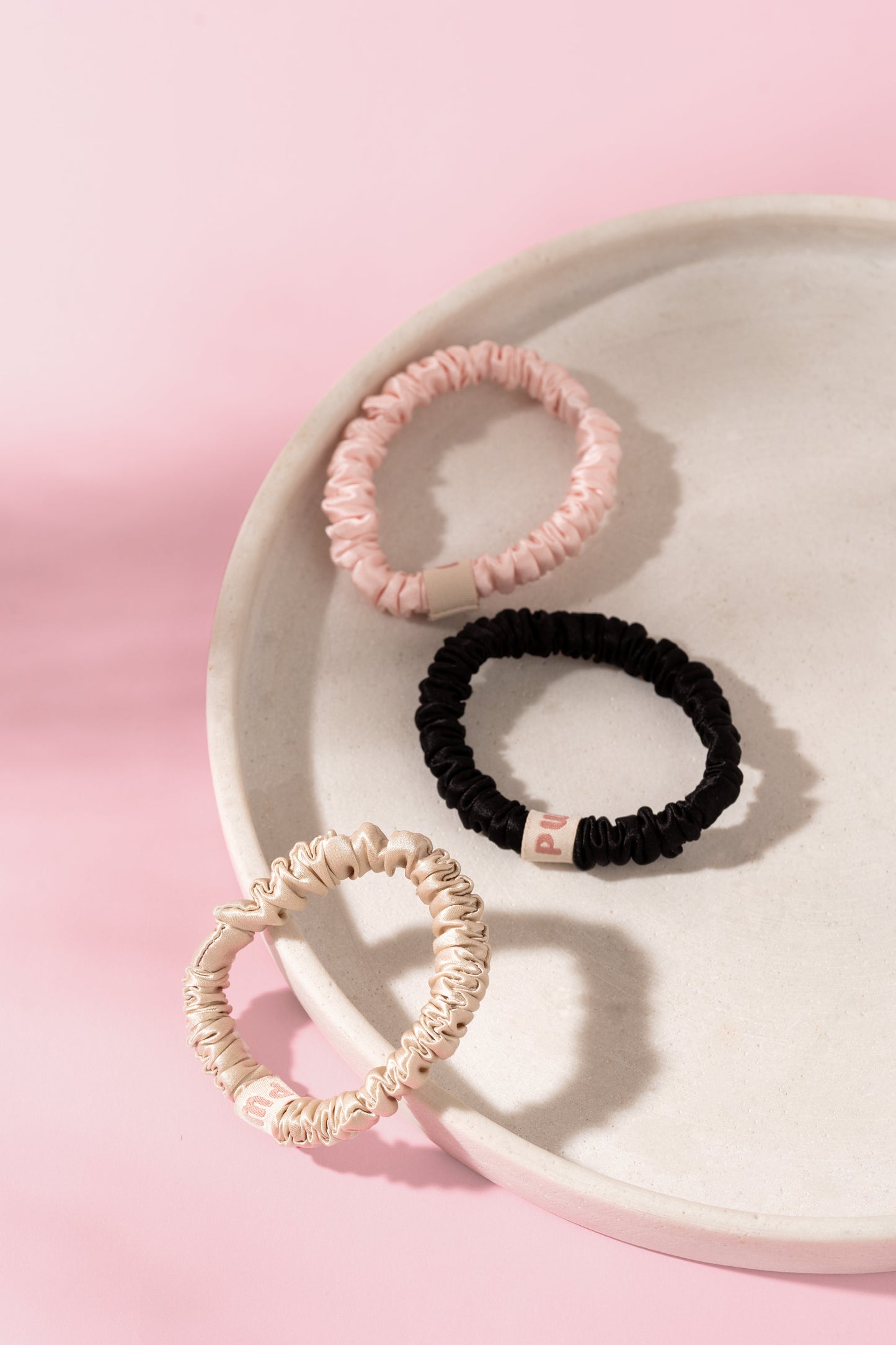 Slim Silk Scrunchie - Shopthatapp.ca