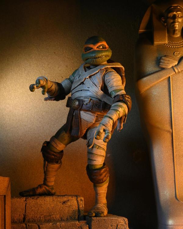 Universal Monsters x Teenage Mutant Ninja Turtles Ultimate Michelangelo as The Mummy - Www.Shopthatapp.ca