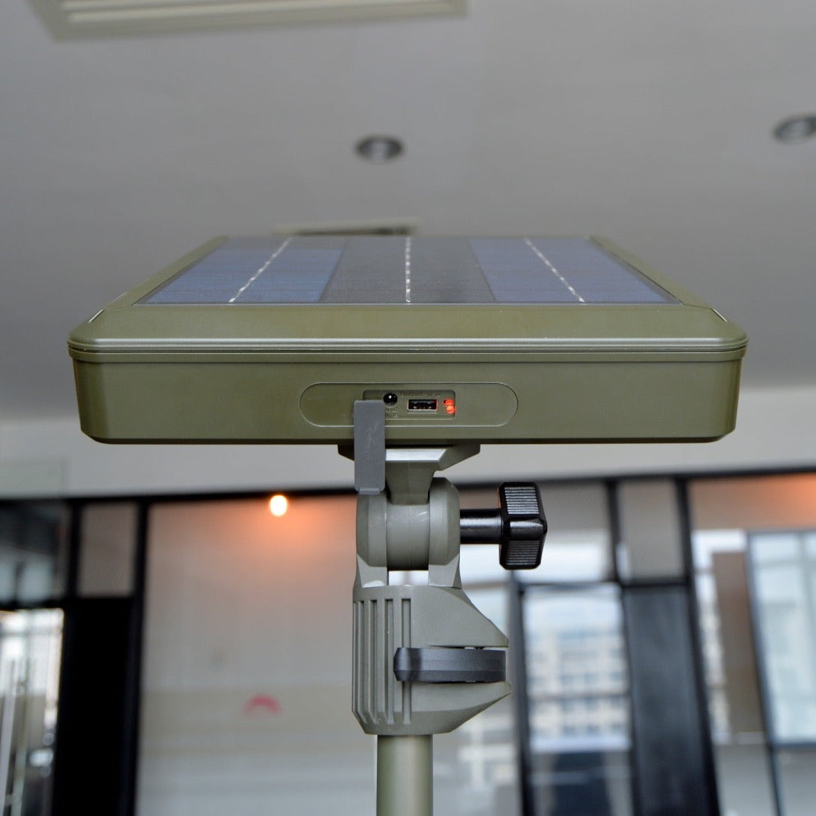 TRU De-LIGHT WORK&PLAY AT NIGHT Multi-Configuration, Solar, LED High Lumen, Flood-Light (3450 Lumen Total) - Www.Shopthatapp.ca