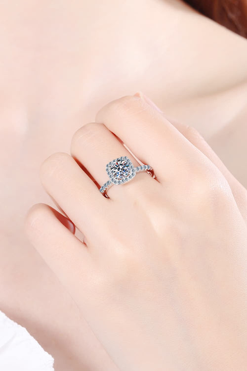 2 Carat Moissanite Halo Ring with Square Design - Shopthatapp.ca