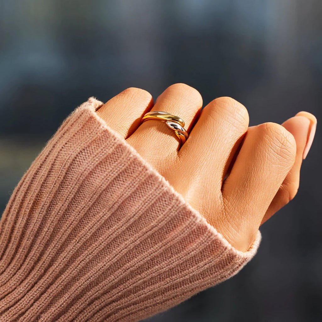 925 Sterling Silver Twisted Open Ring - Elegant 925 Sterling Silver Twisted Ring - Shopthatapp.ca