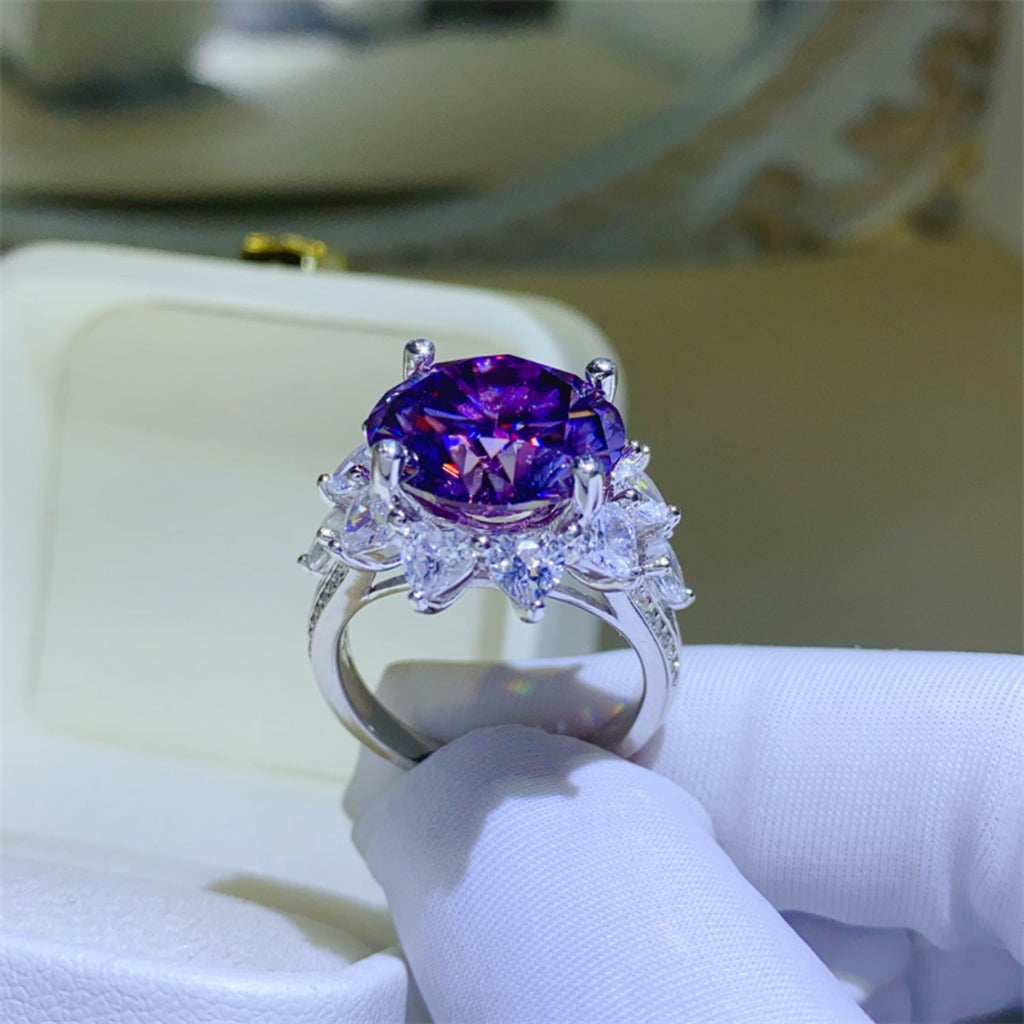 10 Carat Moissanite Flower Ring in 925 Sterling Silver - Elegant Floral Design - Shopthatapp.ca