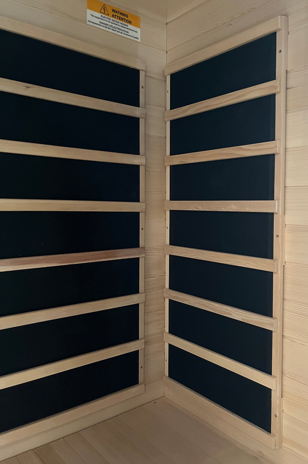 Blisspod | Vienna | Far Infrared Sauna Canadian Hemlock Very Low EMF Sauna, 7 Heaters – 3 Persons - Www.Shopthatapp.ca
