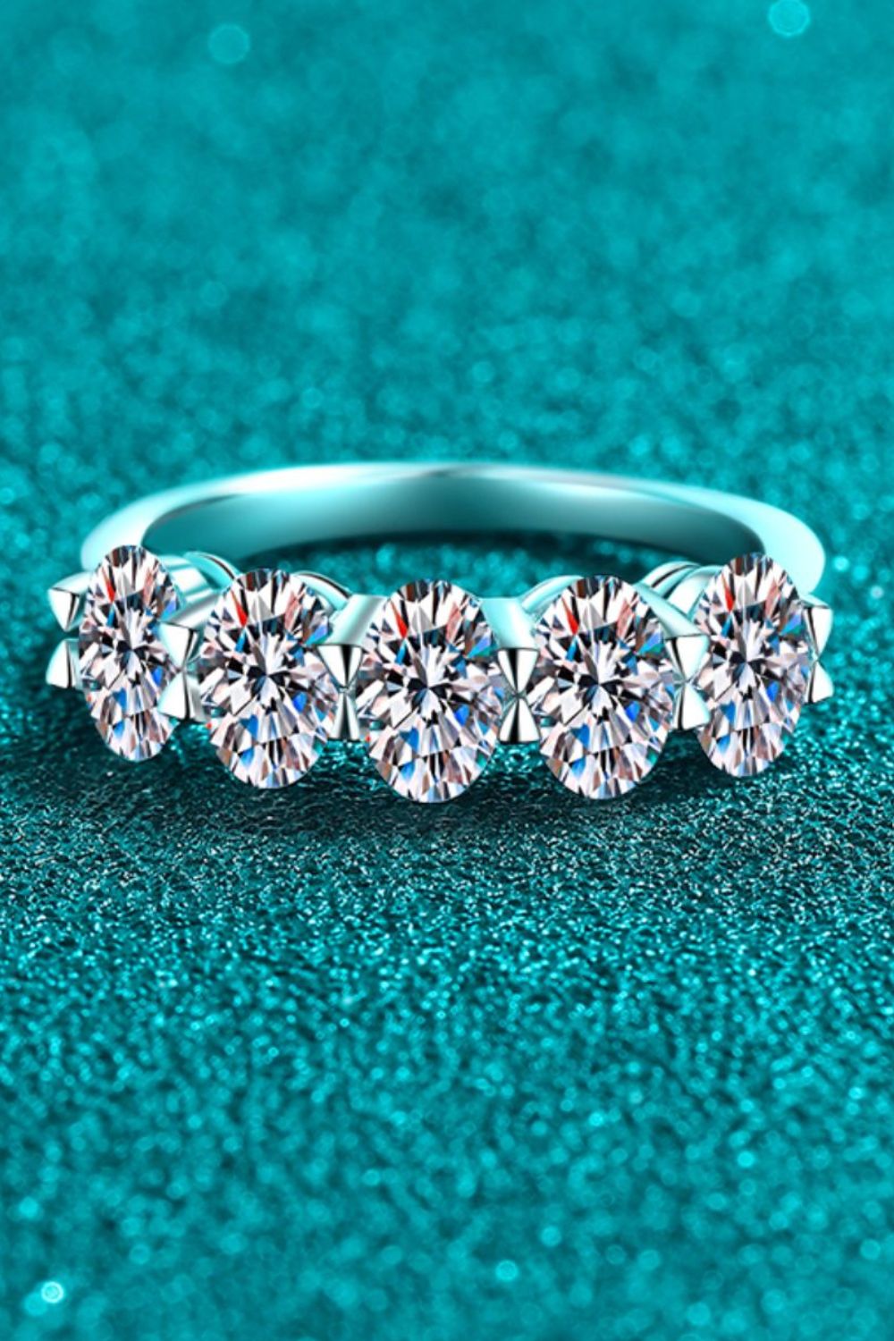 2.5 Carat Moissanite Ring in 925 Sterling Silver - Shopthatapp.ca