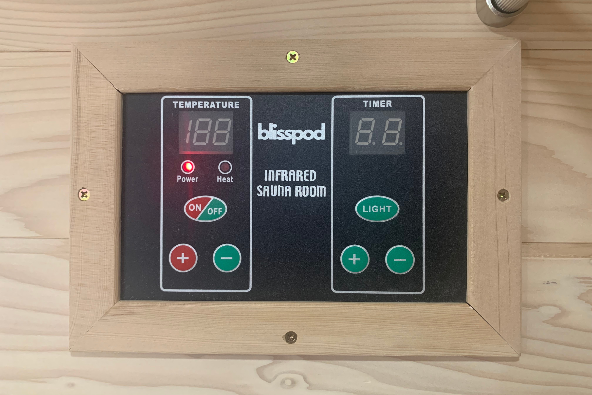 Blisspod | Vienna | Far Infrared Sauna | Canadian Hemlock Very Low EMF | 72.8"H x 35.4"W x 25.6"D | 1 Person - Www.Shopthatapp.ca