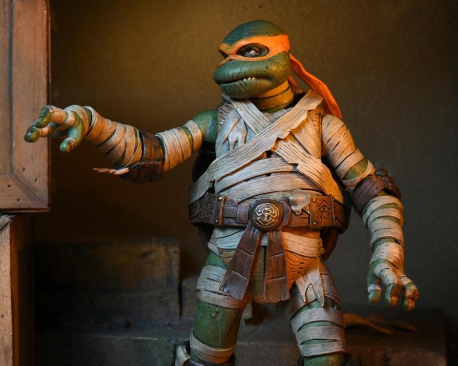 Universal Monsters x Teenage Mutant Ninja Turtles Ultimate Michelangelo as The Mummy - Www.Shopthatapp.ca