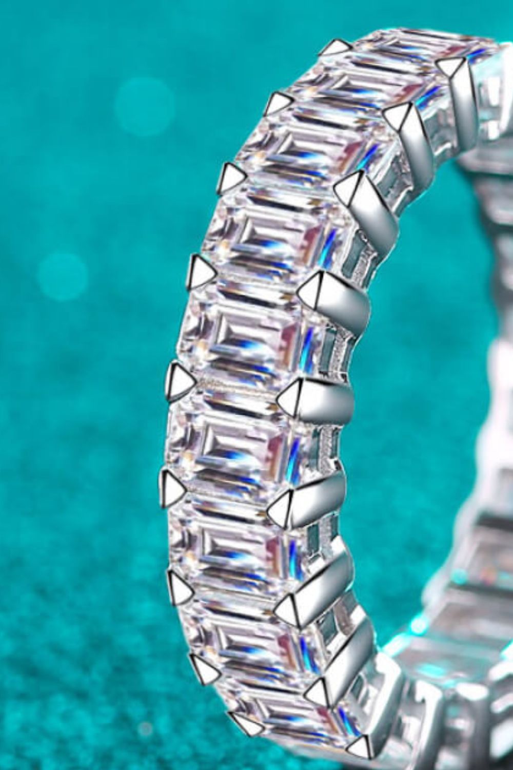 10.5 Carat Moissanite Rhodium-Plated Ring - Shopthatapp.ca