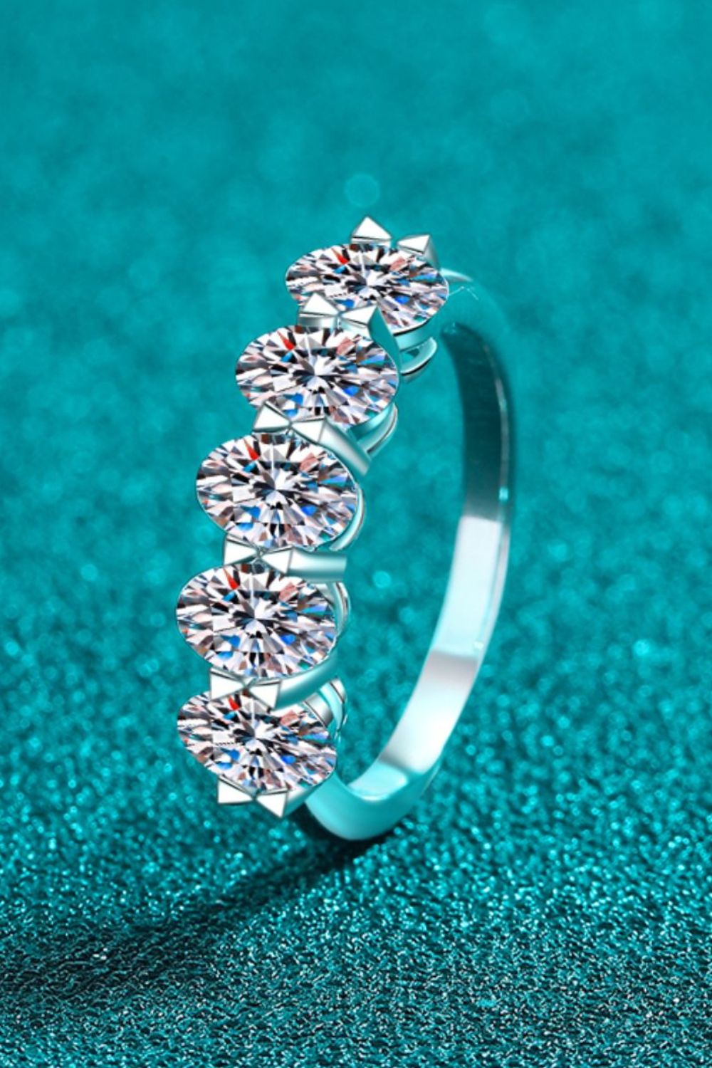 2.5 Carat Moissanite Ring in 925 Sterling Silver - Shopthatapp.ca