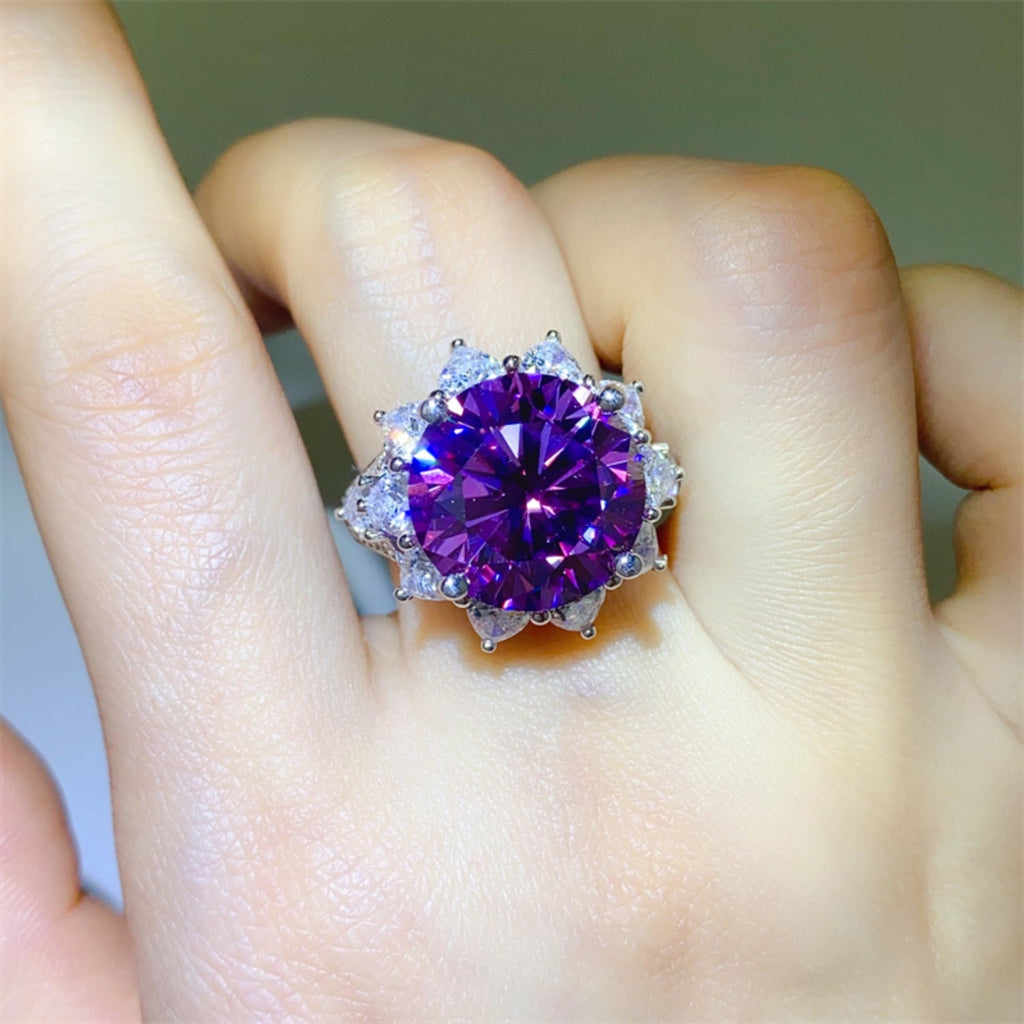 10 Carat Moissanite Flower Ring in 925 Sterling Silver - Elegant Floral Design - Shopthatapp.ca