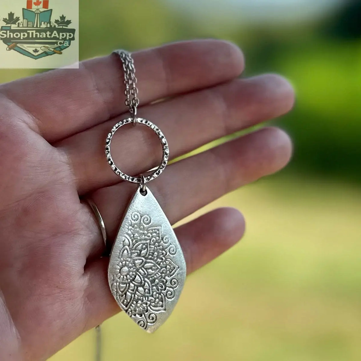 Long Mandala Necklace - Shopthatapp.ca