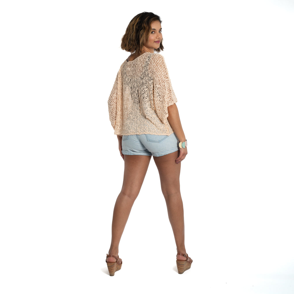 Short Sleeved Cream Top for Effortless Style and Comfort - Shopthatapp.ca
