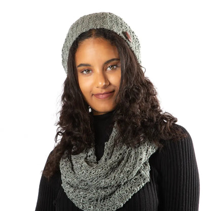 Grey popcorn knit hat with button, Suzie Blue Canada, cozy winter hat featuring textured knit and decorative button detail.