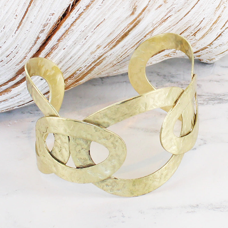 Oval Links Metal Cuff Gold for an Elegant Style - Shopthatapp.ca