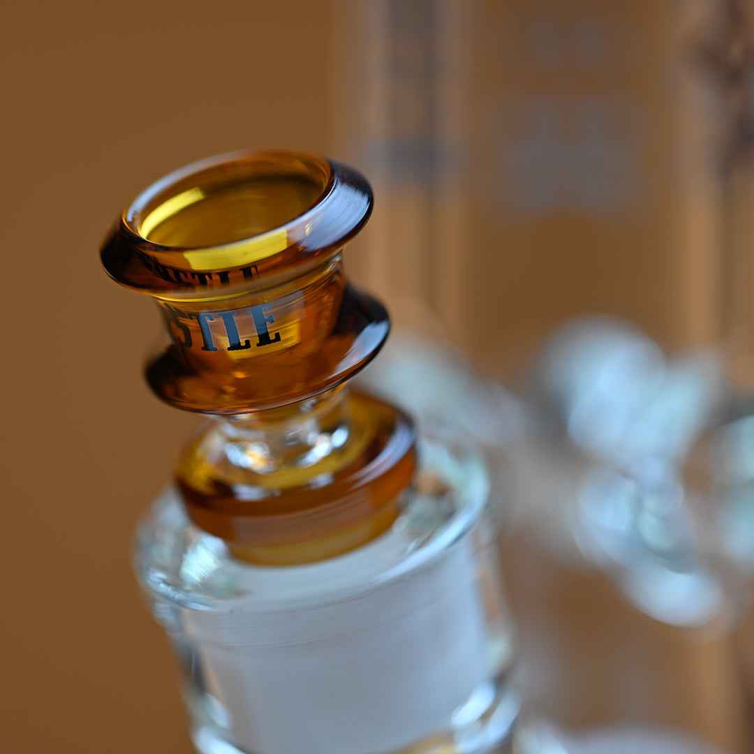 18" Anubis Beaker Bong - 9mm Thick Glass