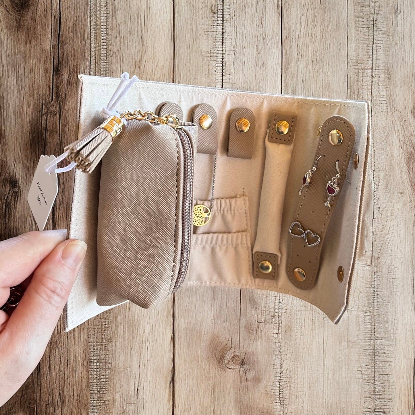 Travel Jewellery Case - Ultimate Organizer for Your Precious Accessories - Shopthatapp.ca