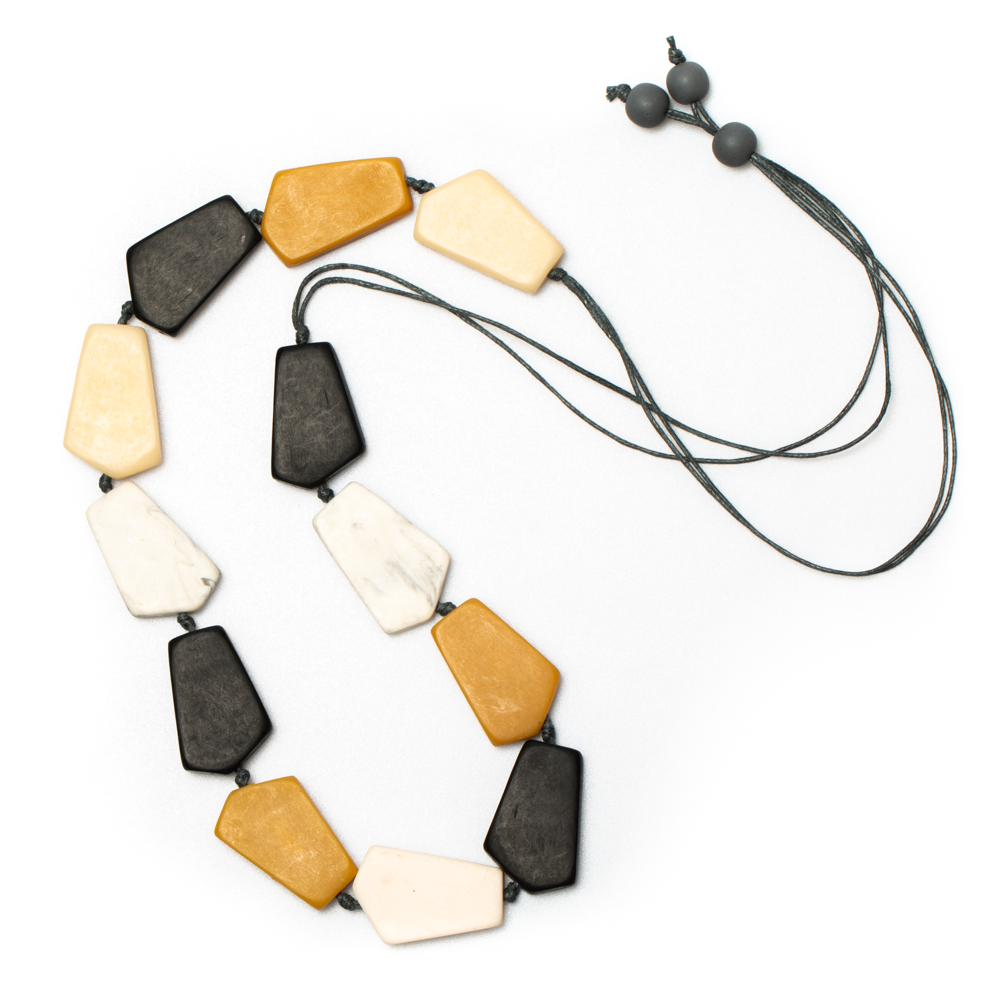 Resin Pentagon Necklace - Shopthatapp.ca
