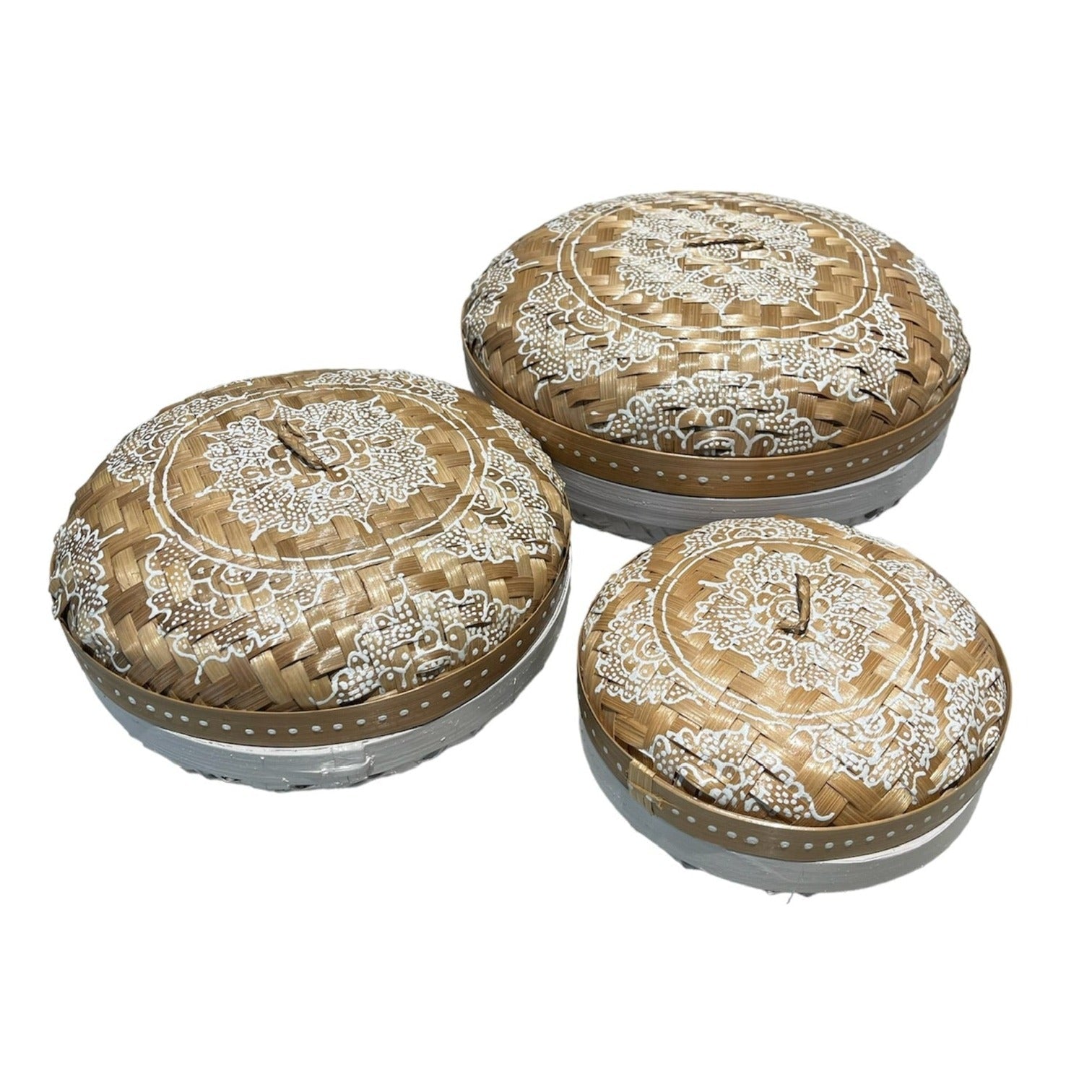 White Rattan Henna Box - Stylish Round Storage Solution - Shopthatapp.ca