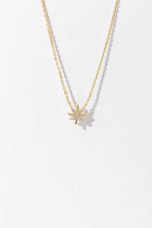 18K GOLD CANNABIS LEAF NECKLACE