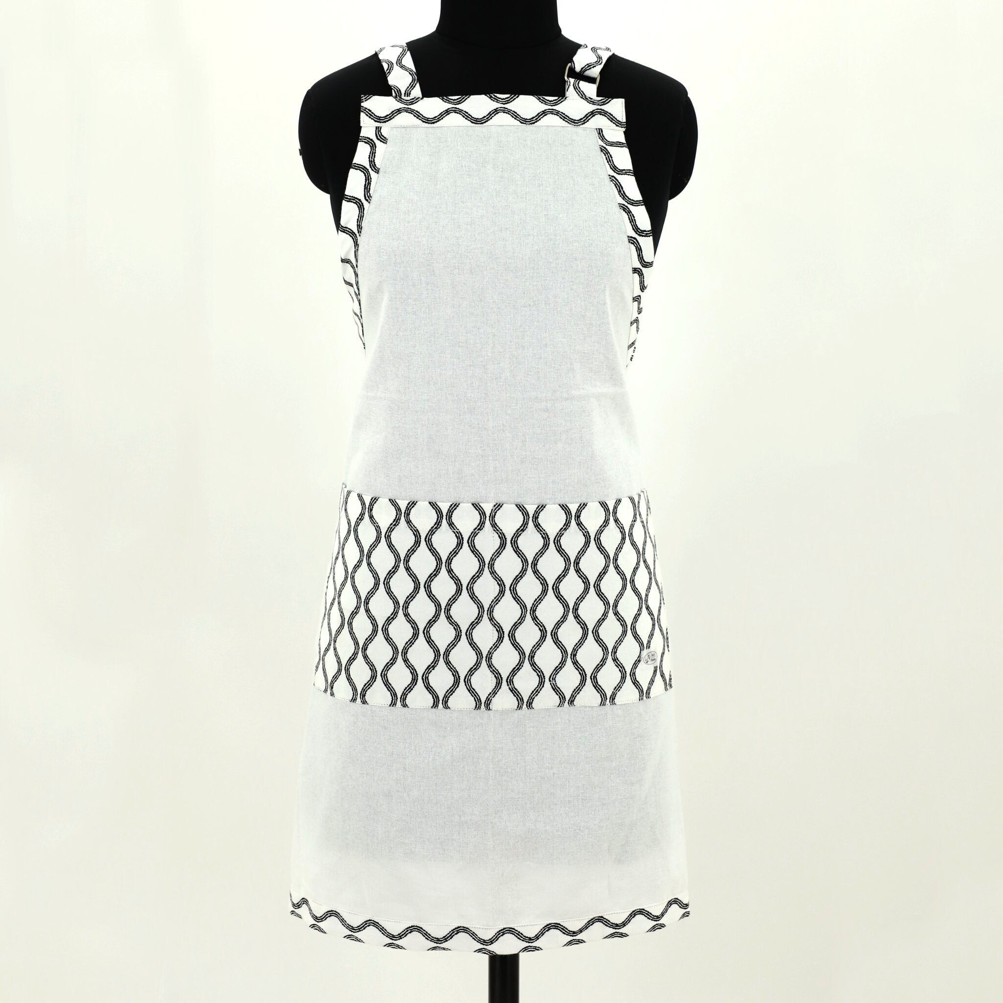 Designer B&W Flour Sack Aprons (3 Patterns) - Shopthatapp.ca