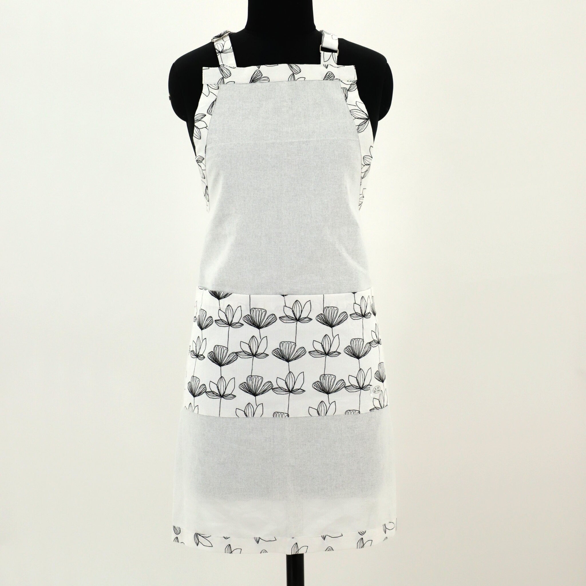 Designer B&W Flour Sack Aprons (3 Patterns) - Shopthatapp.ca