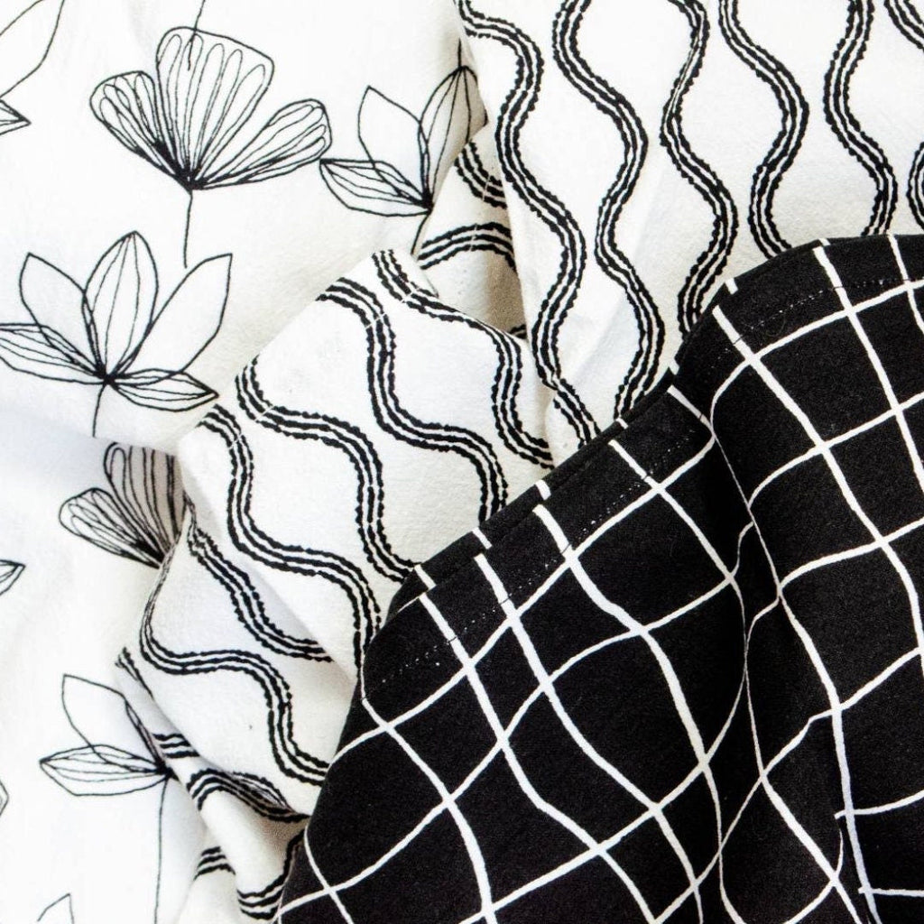 Crinkled Flour Sack Tea Towels - Shopthatapp.ca