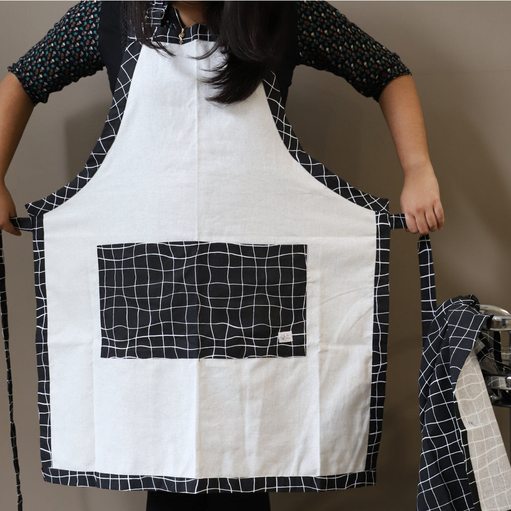 Designer B&W Flour Sack Aprons (3 Patterns) - Shopthatapp.ca