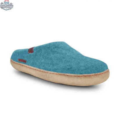 Comfortable Light Blue Slippers: Experience Ultimate Warmth and Style - Shopthatapp.ca