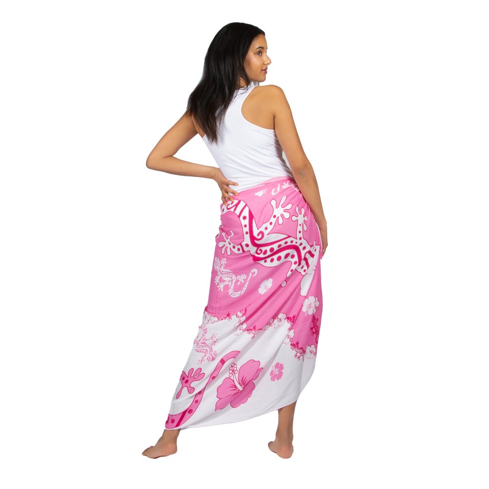 Geko Pink Flower Print Sarong for Trendy Beachwear - Shopthatapp.ca