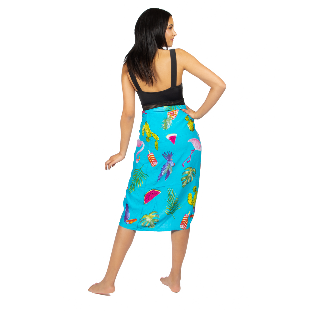Flamingo Print Sarong in Turquoise - Tropical Beach Cover-Up for Stylish Summer Relaxation - Shopthatapp.ca