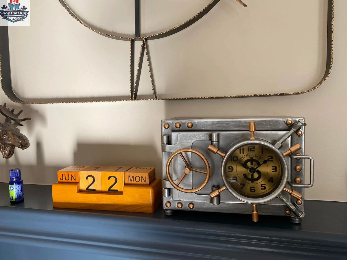 Nautical Table Clock Piggy Bank: Timekeeping Meets Whimsical Savings - Shopthatapp.ca