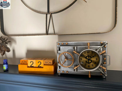 Nautical Table Clock Piggy Bank: Timekeeping Meets Whimsical Savings - Shopthatapp.ca