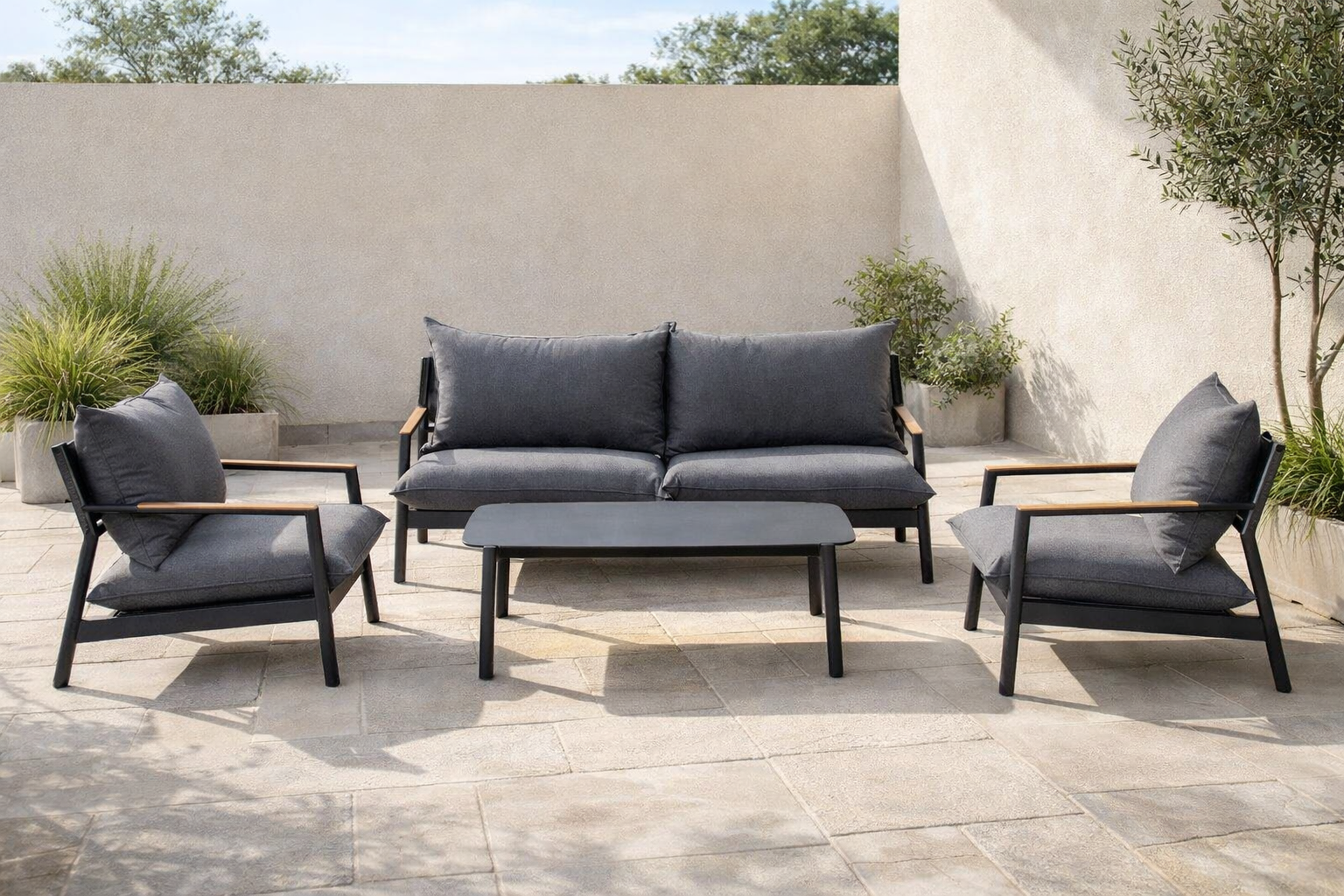 Monti 4-Piece Aluminum Outdoor Conversational Set - Shopthatapp.ca
